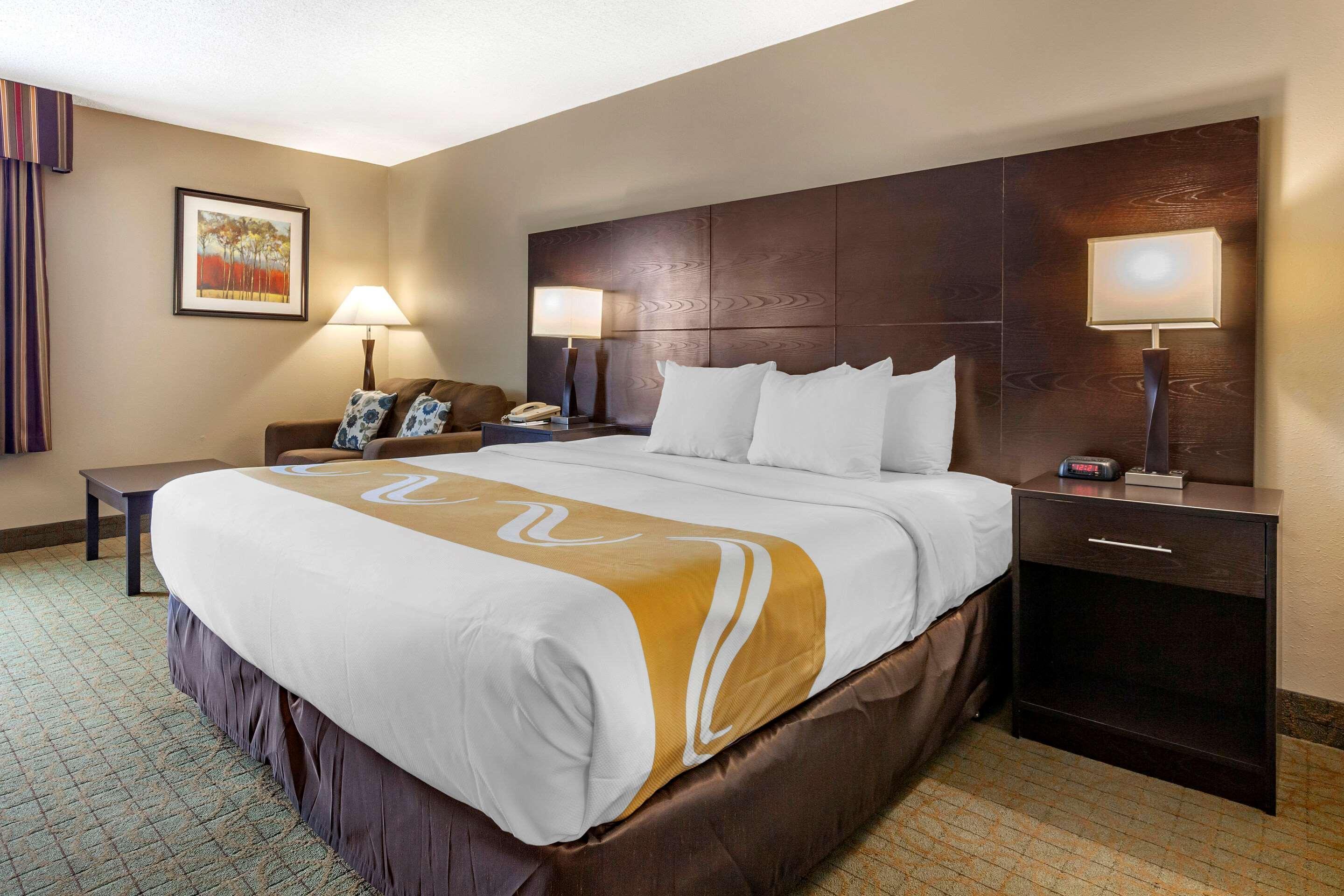 Quality Inn & Suites Escanaba North Kültér fotó