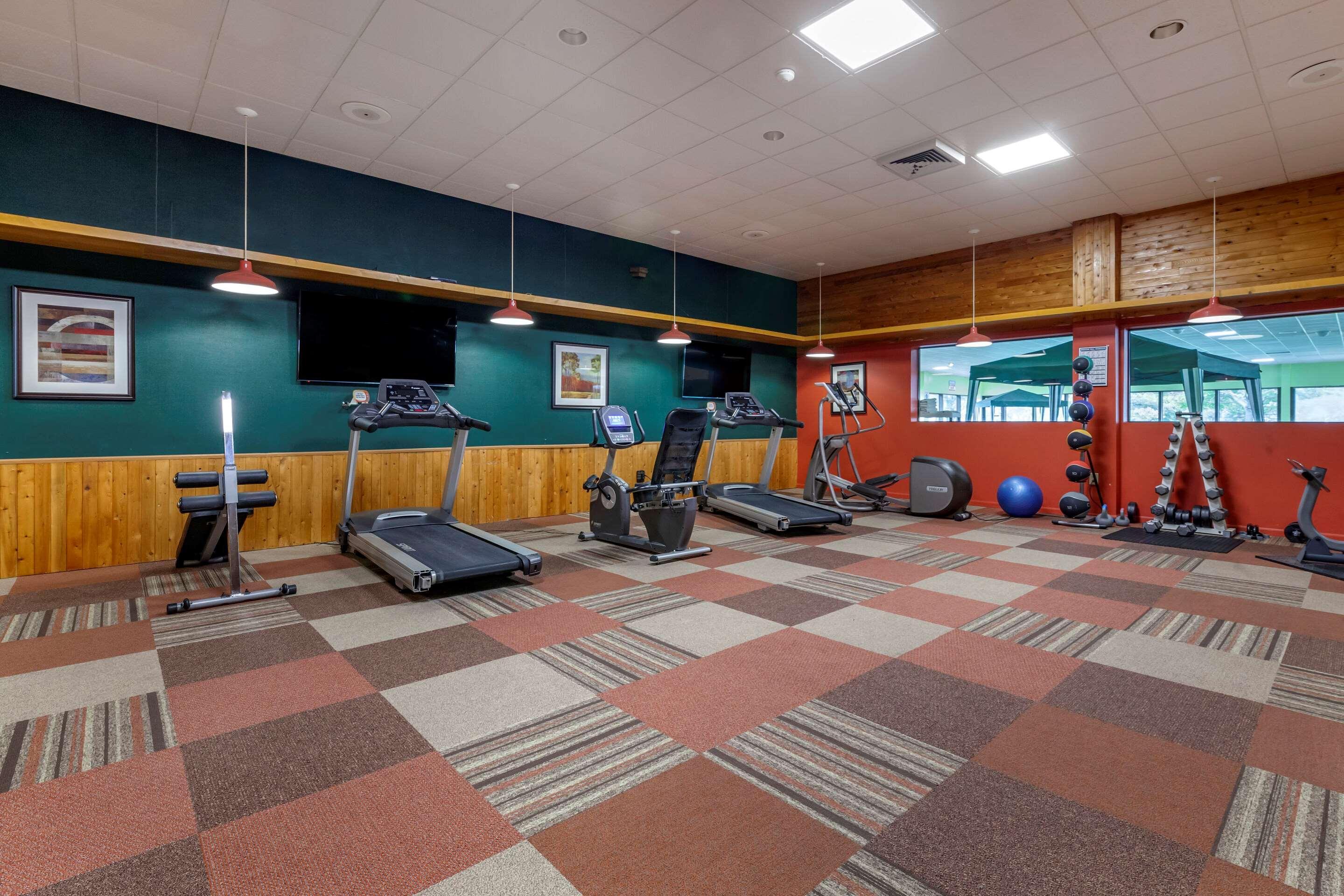 Quality Inn & Suites Escanaba North Kültér fotó